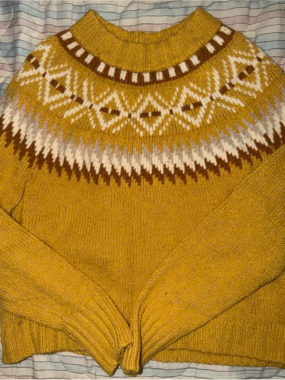 American Eagle Mustard Yellow Fair Isle Women's Sweater